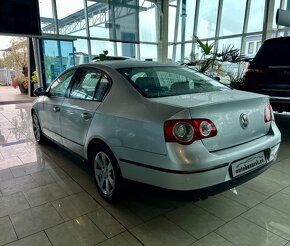 Volkswagen Passat 1.9 TDI Trendline - 2