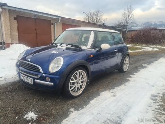 Mini cooper r50 1.6 66kw benzin - 2