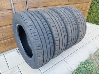 Goodyear Efficient grip cargo 215/65 R16C - 2