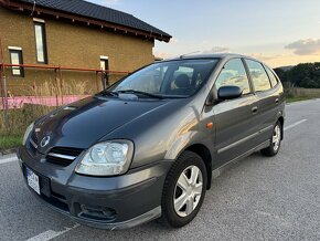 NISSAN ALMERA TINO 2.2 - 2