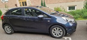 Predam Kia Rio 3.  2012 -63kw 155 000km LPG - 2