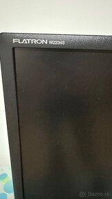 LG Monitor 22” - 2