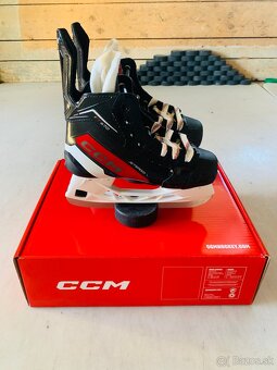 Predám korčule CCM Jetspeed FT670 - 2