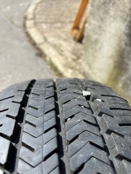 Predam pneumatiky 215/65 r16c - 2