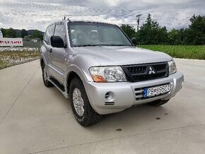 PAJERO manual 4x4 - 2