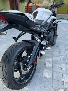 Triumph Street Triple 765 R (RS)  2023 - 2