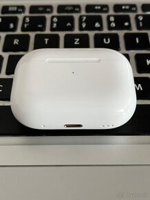 Apple AirPods Pro 2 2023 USB C - nové, rok záruka - 2