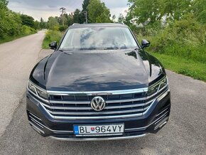 Predám Volkswagen Touareg 3.0tdi - 2