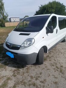 Opel Vivaro 9 miestne L2H1 - 2