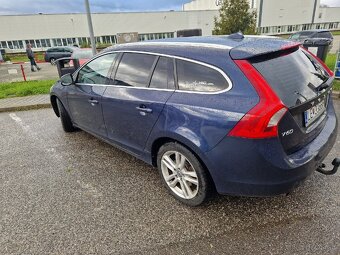 Volvo V60 D4 Momentum - 2