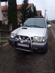 Nissan Terrano 2 - 2