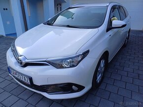 Toyota Auris 1,6 D -4D Kúpene na SK - 2