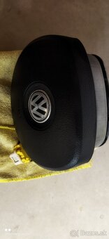 Volkswagen golf 5 airbag - 2