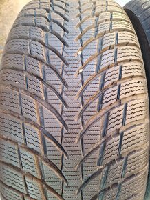 215/55R17 98V Nokian zimná - 2