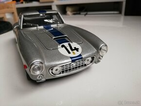 1:18 Jouef Evolution Ferrari 250 GT Berlinette - 2