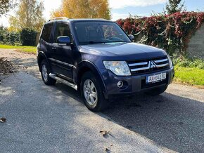 Pajero 3,2 DI-D A/T Intense+ - 2