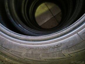 Goodyear Ultragrip 235/55 r18 - 2