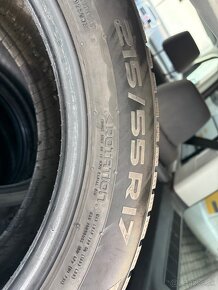 Nokian zimné pneu. 215/55 R17 - 2