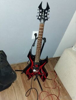 Predám elektrickú gitaru B C.Rich - 2