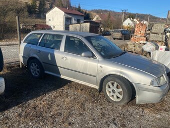 Skoda octavia Ford focus - 2