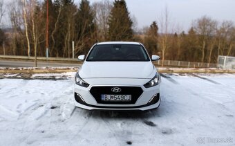 Hyundai i30 1.4 T-GDi Style, r.v.2018, Najazdené 100 385km - 2