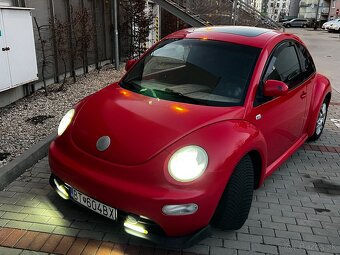 Volkswagen New Beetle - 2