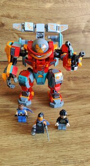 Lego  Marvel  76194 - 2