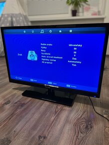 LED TV TECHNIKA 32” - 2