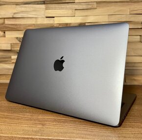 MacBook Air - 2