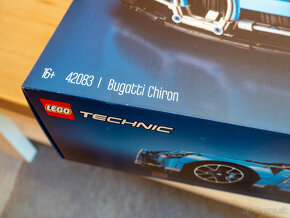 Lego Technic Bugatti Chiron - 2