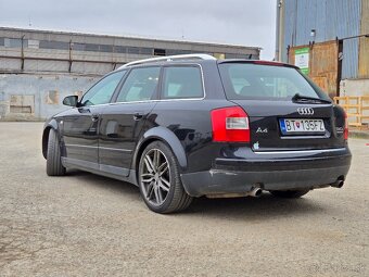 Audi A4 Avant 3.0 V6 quattro LPG - 2