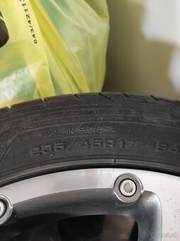 Goodyear Eagle F1 235/45 R17 - 2