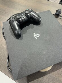 Playstation 4 Pro 1TB - 2