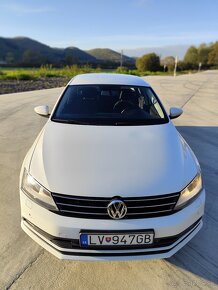 Volkswagen Jetta 2.0 tdi Highline 2014 bluemotion - 2