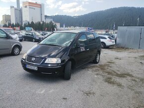 Volkswagen Sharan 1.9 TDI Highline - 2