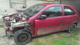 Rozpredám Opel Corsa C, 1.0 Benzín, na náhradné diely. - 2