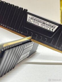 RAM DDR 4 2x8 GB 3000MHz CL 15 - 2