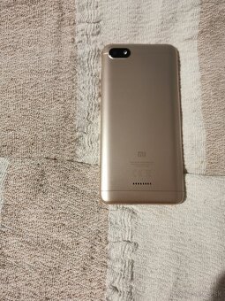 Xiaomi redmi 6a zlatý v celkom peknom stave na náhradné diel - 2