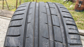 Letné pneu 275/40 ZR20 + 315/35 R20 --- NOKIAN - 2