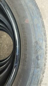 235/55r18 - 2