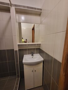 Prenájom 1 iz.byt,30 m2 + veľká loggia, kom.rek.,Dubnica - 2