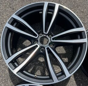 Nové 4ks 19"orig.BMW 5r. G30 G31 6r GT G32 7r G11 8,5J ET25 - 2