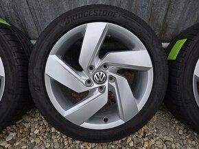 5x112 R17 VW Richmond 225/45 R17 - 2