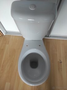 WC záchod toaleta - 2