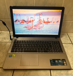 Asus X550C / Pentium 2117U / 8GB RAM / 128GB SSD / Nvidia - 2