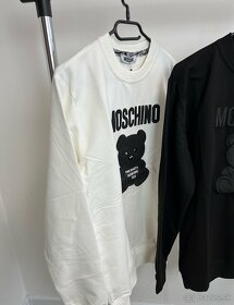 Moschino mikina 11 - 2