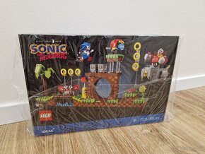 LEGO 21331 Sonic the Hedgehog - Green Hill Zone - 2