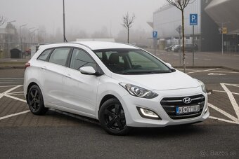 Hyundai i30 CW 1.6i MPI CVVT Family - 2