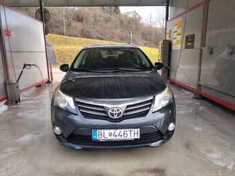 Toyota Avensis combi 2,0D - 2