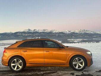 Predam audi Q8 - 2